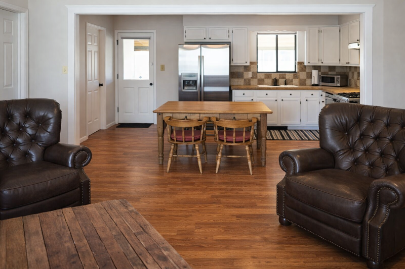 1007 Calle De Oro - Photo 3 of 17