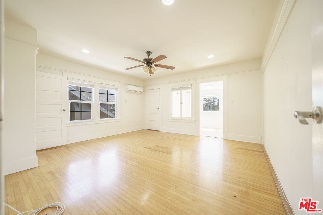 1417 12th Ave #1417 - Photo 6 of 16