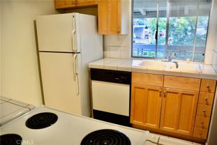 23732 Hillhurst Dr - Photo 1 of 1