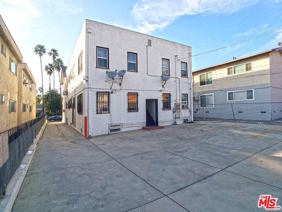 336 S Wilton Pl #336336-1-2 - Photo 6 of 22