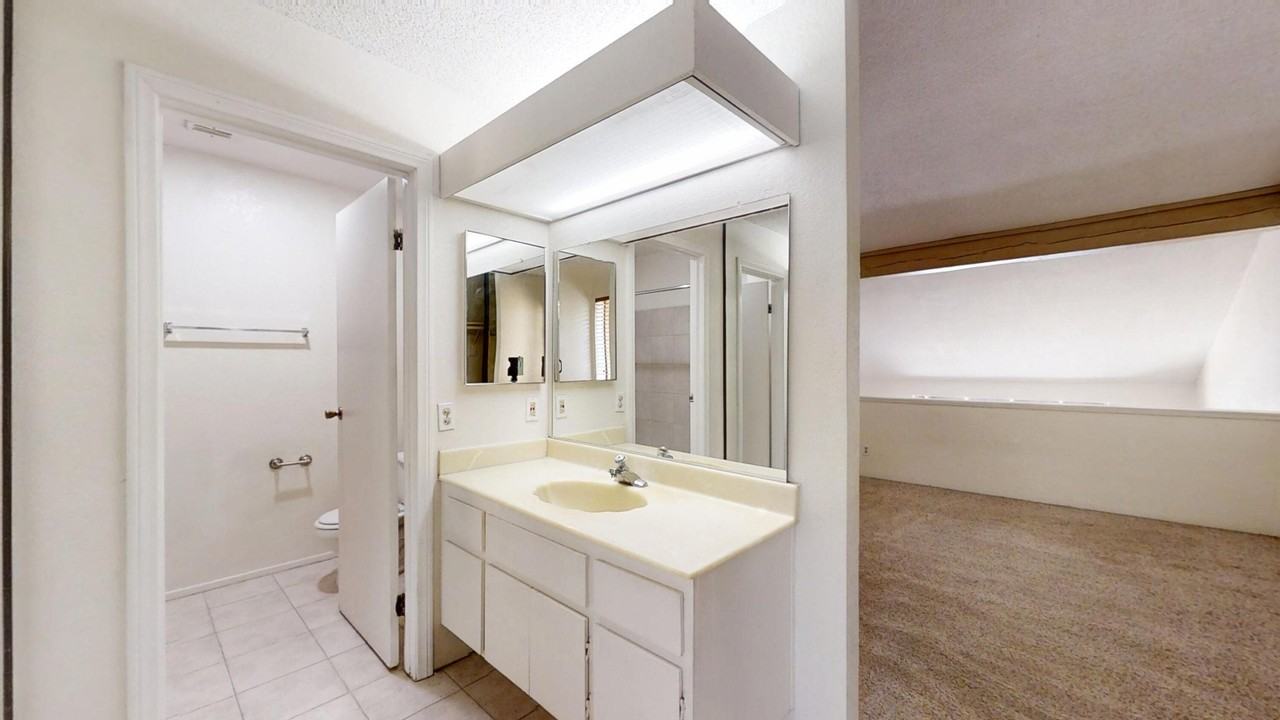 48255 Monroe St #48255-2 - Photo 2 of 35