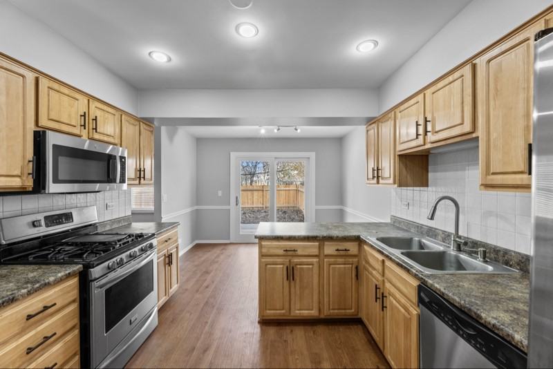 448 Thorndale Ct - Photo 7 of 7