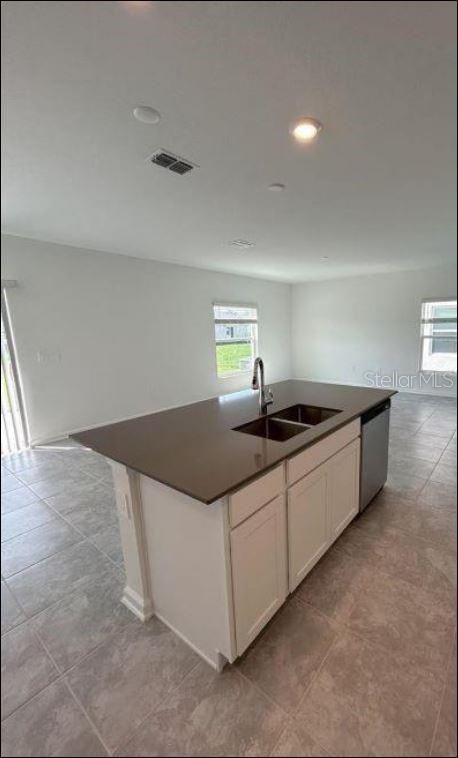 323 Heroic Rd #323 - Photo 3 of 13