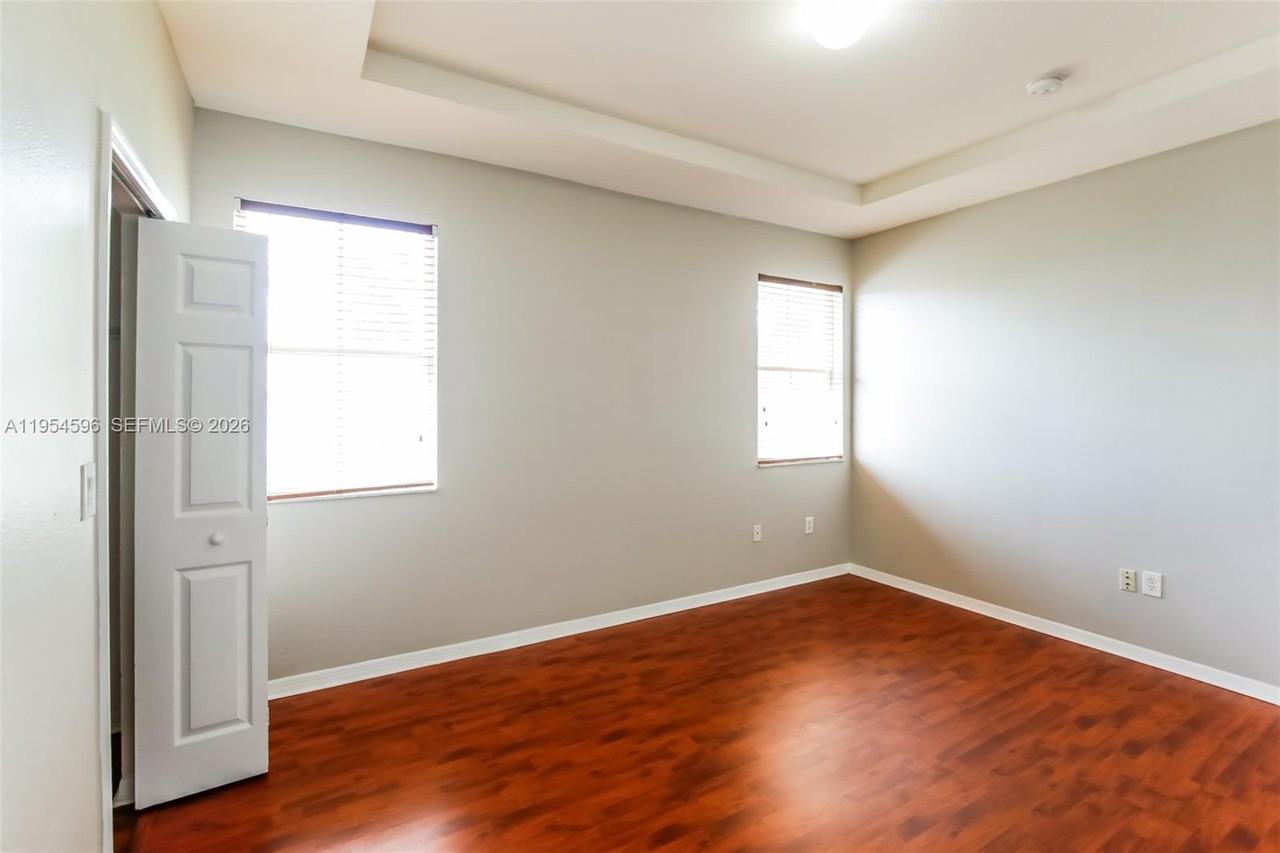 27598 Sw 138th Ave #27598 - Photo 6 of 18