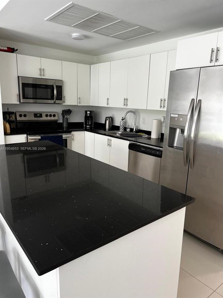 13660 Sw 260th St #13660 - Photo 4 of 34