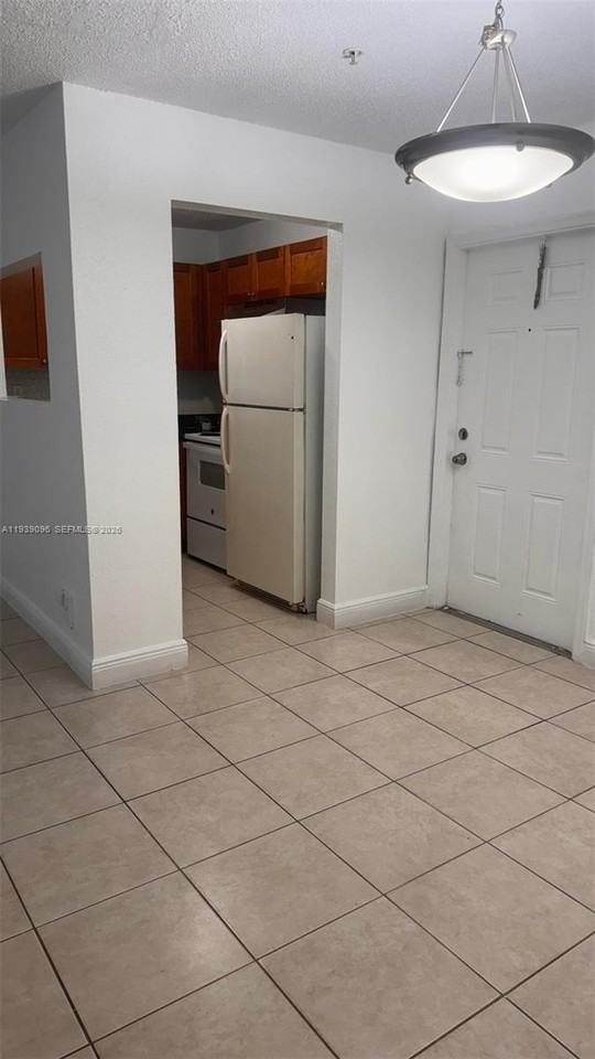 4251 Nw 5th St #4251-235 - Photo 2 of 22