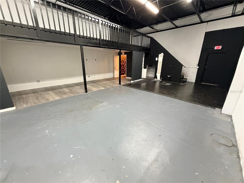 6102 E Adamo Dr #6102 - Photo 2 of 8