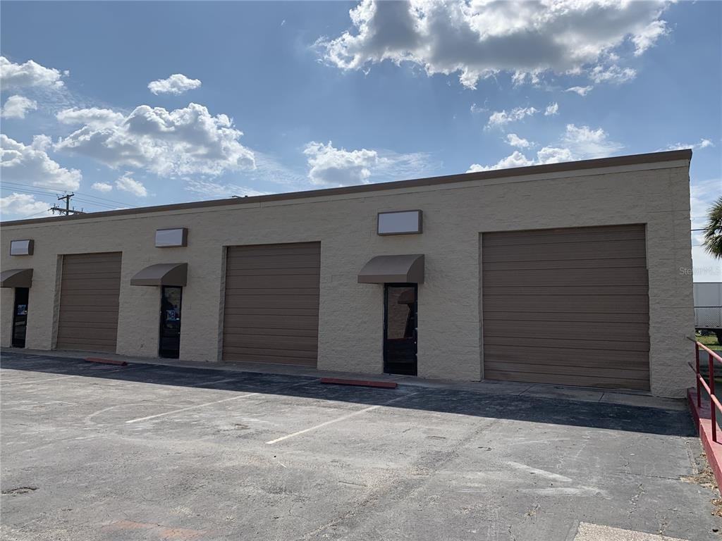 6102 E Adamo Dr #6102 - Photo 4 of 8