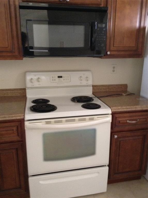 2932 Bradley Ct #2932 - Photo 5 of 12