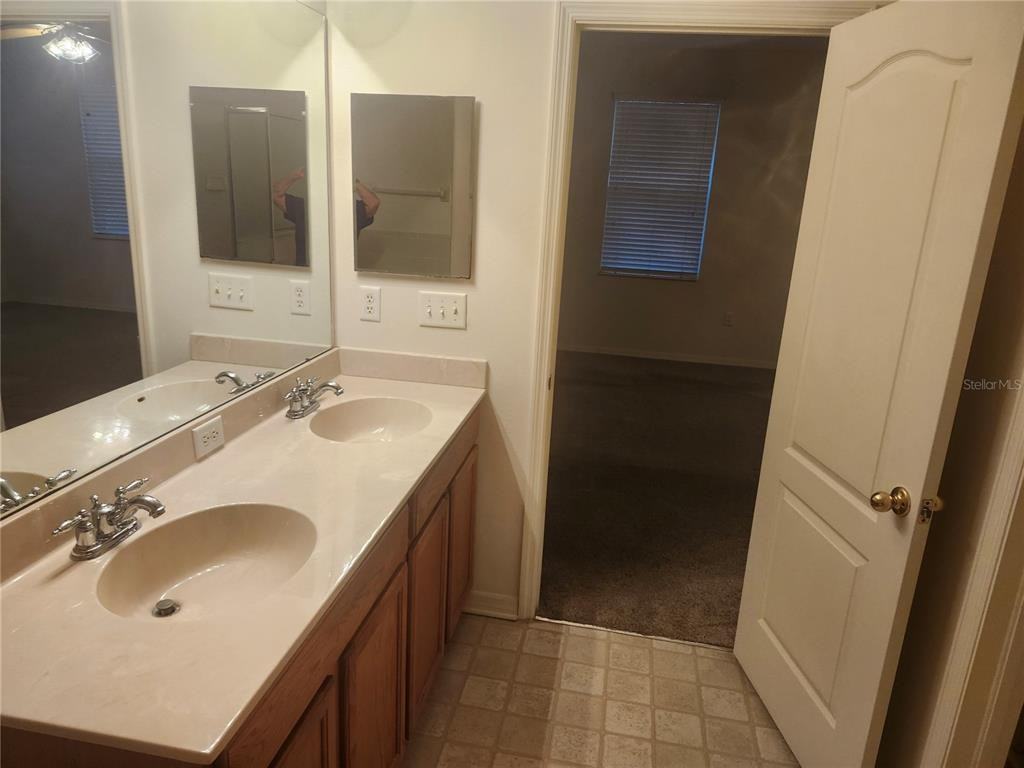 1043 Andrew Aviles Cir #1043 - Photo 7 of 19