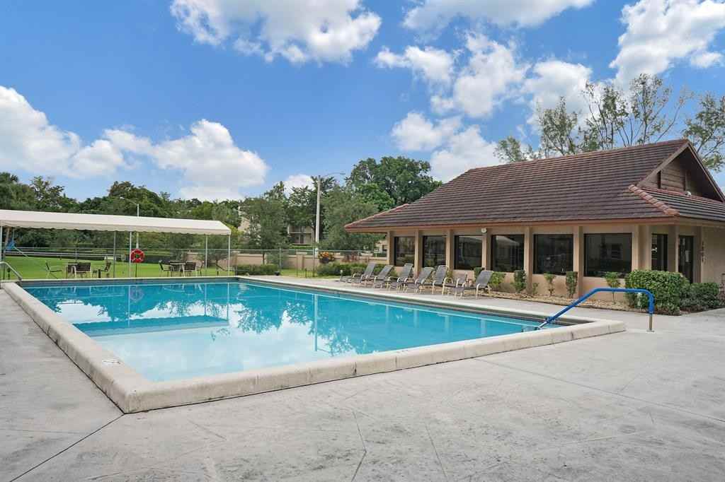 1831 Sabal Palm Dr #1831-202 - Photo 6 of 50