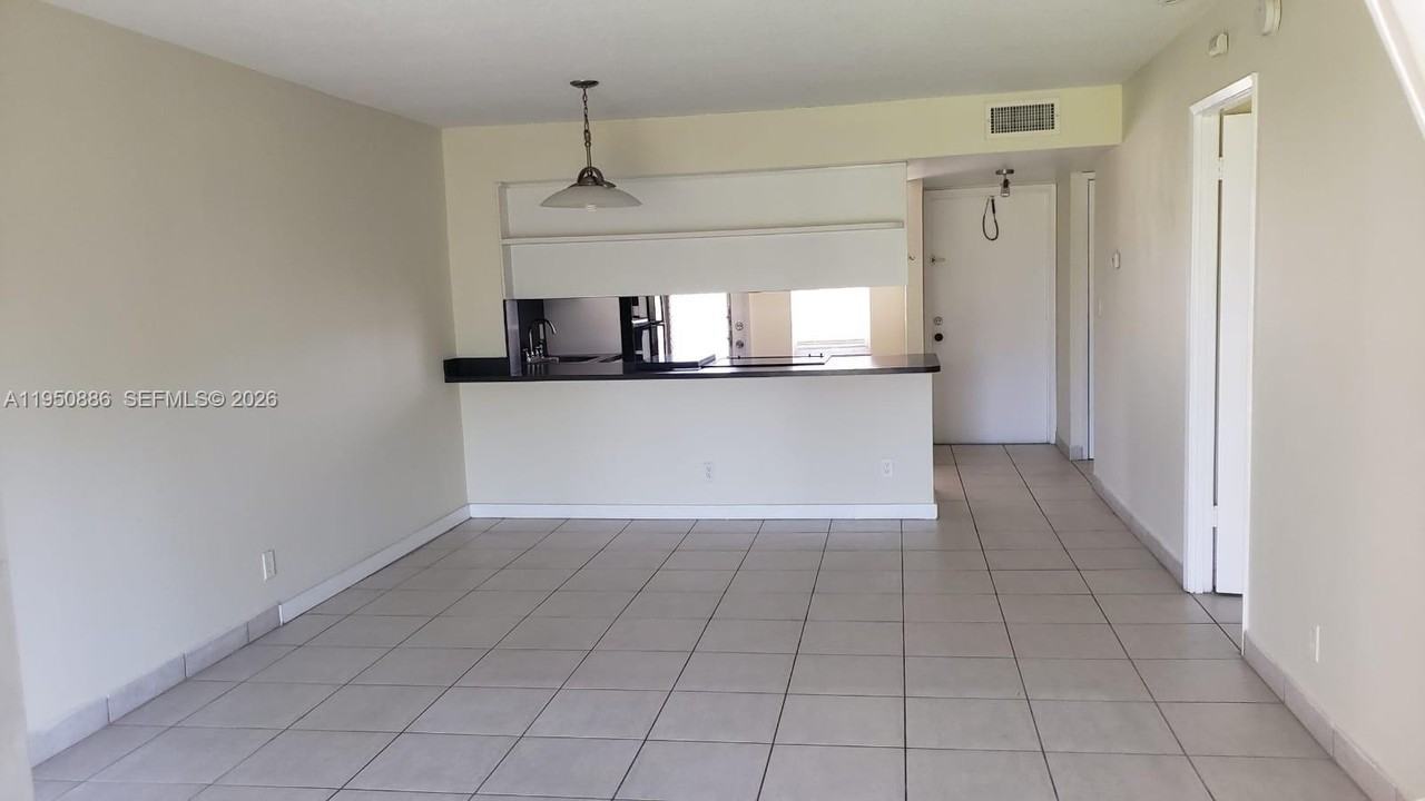 950 Hillcrest Dr #950-207 - Photo 6 of 12