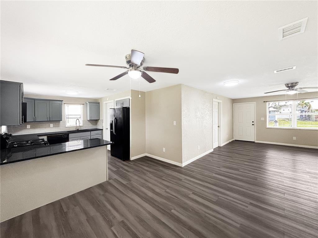 122 Drew Ave #122 - Photo 6 of 28