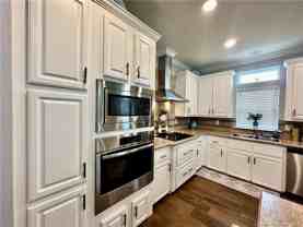 91 Ne Ocean Breeze Dr #91 - Photo 1 of 1