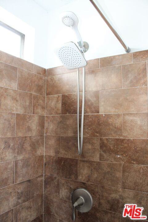 2501 W Redondo Beach Blvd #2501-237 - Photo 2 of 29