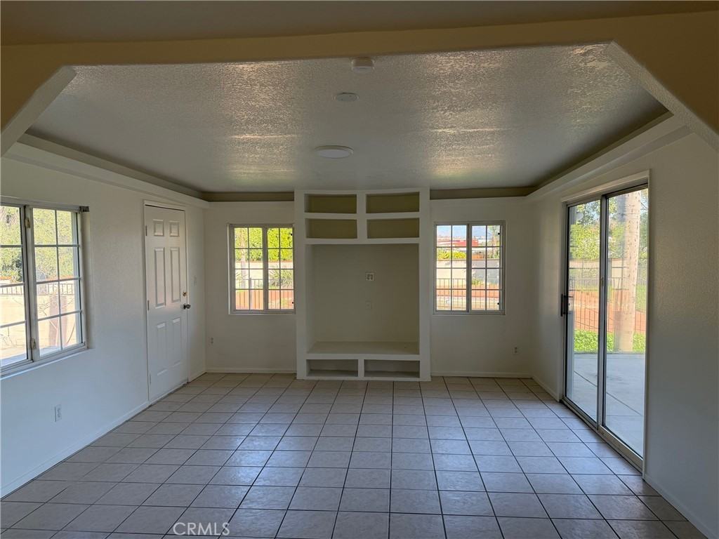 723 Ford St #723 - Photo 6 of 36