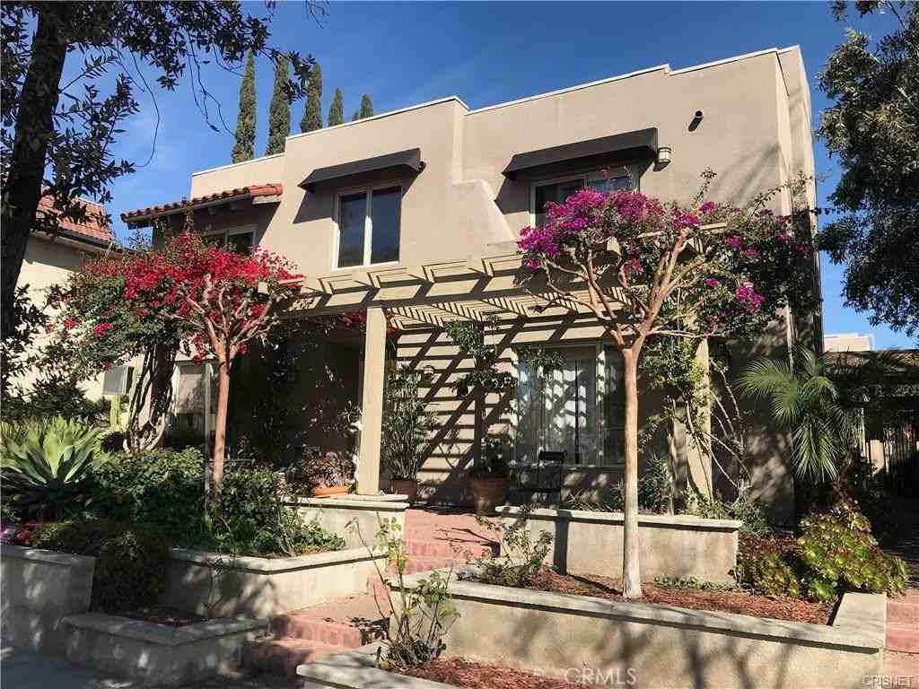 448 S Oak Knoll Ave #448-6 - Photo 5 of 21