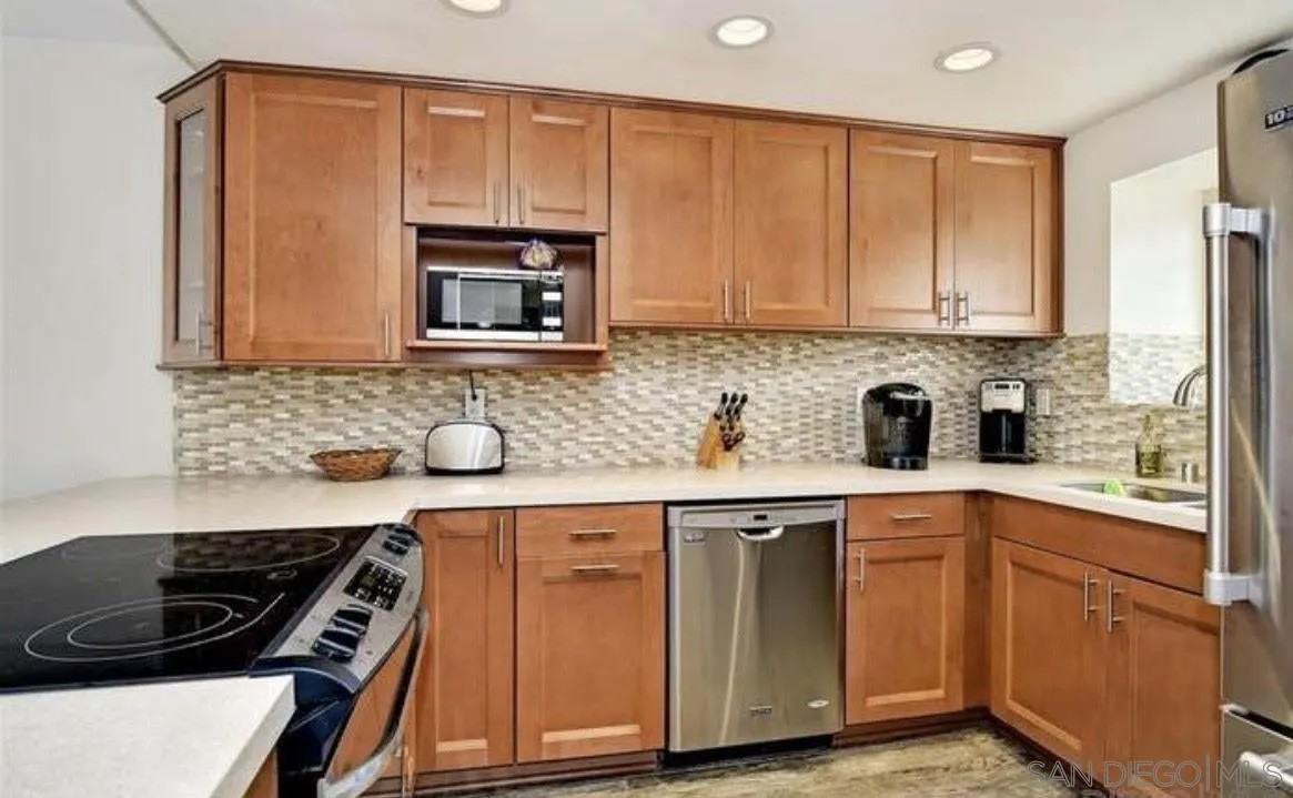 6371 Rancho Mission Rd #6371-10 - Photo 7 of 20