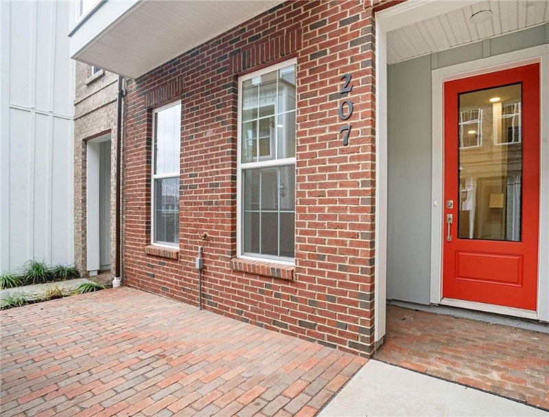 207 Oliver Way - Photo 5 of 50