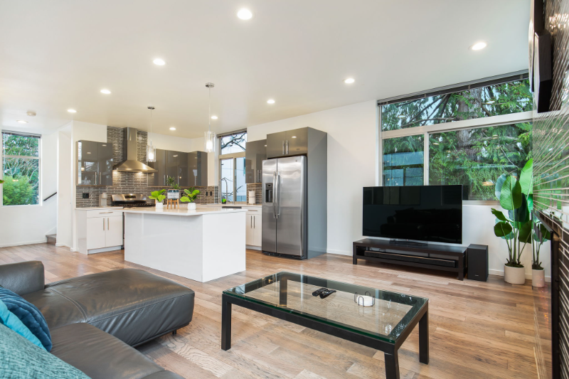 1724 Nw 64th St - Photo 2 of 20