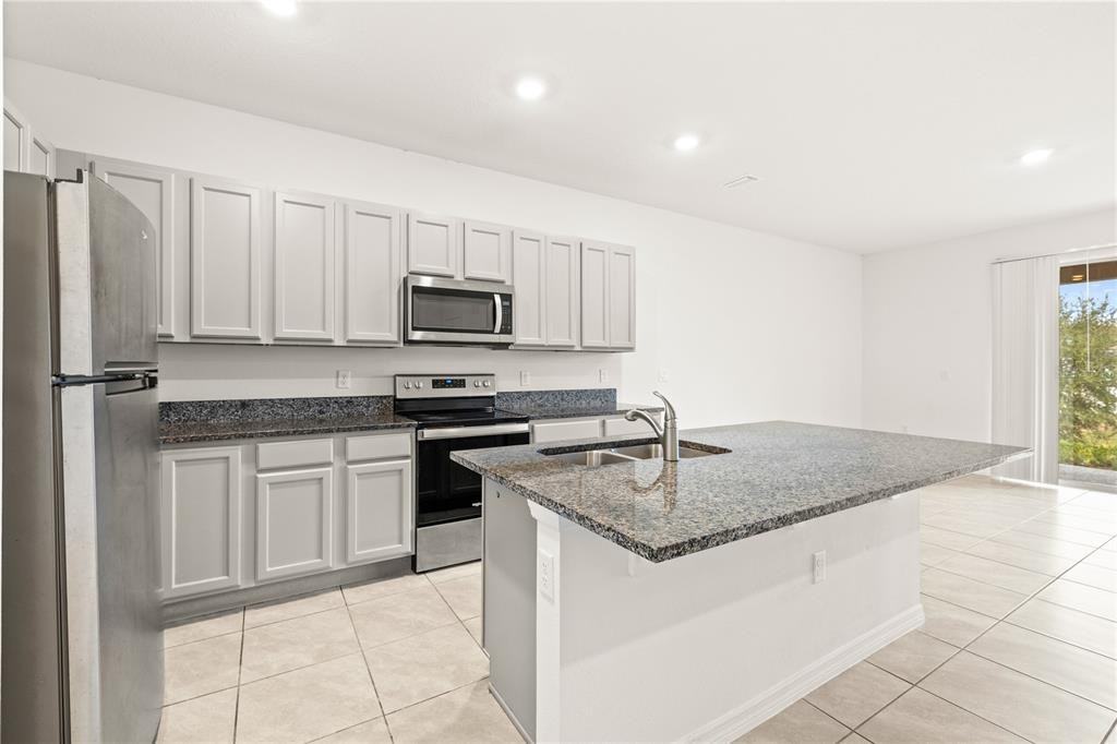 1264 Draintree St #1264 - Photo 5 of 32