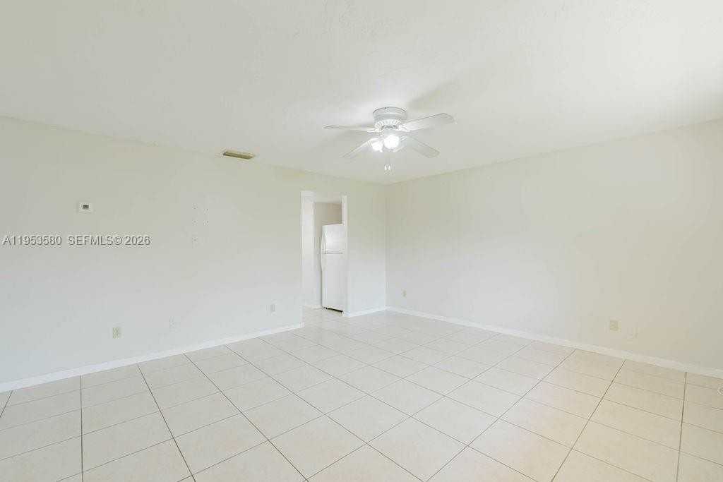25511 Sw 107th Ct #25511-1 - Photo 3 of 19