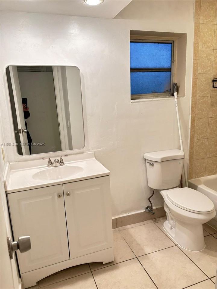 7370 Sw 82nd St #7370E217 - Photo 5 of 5