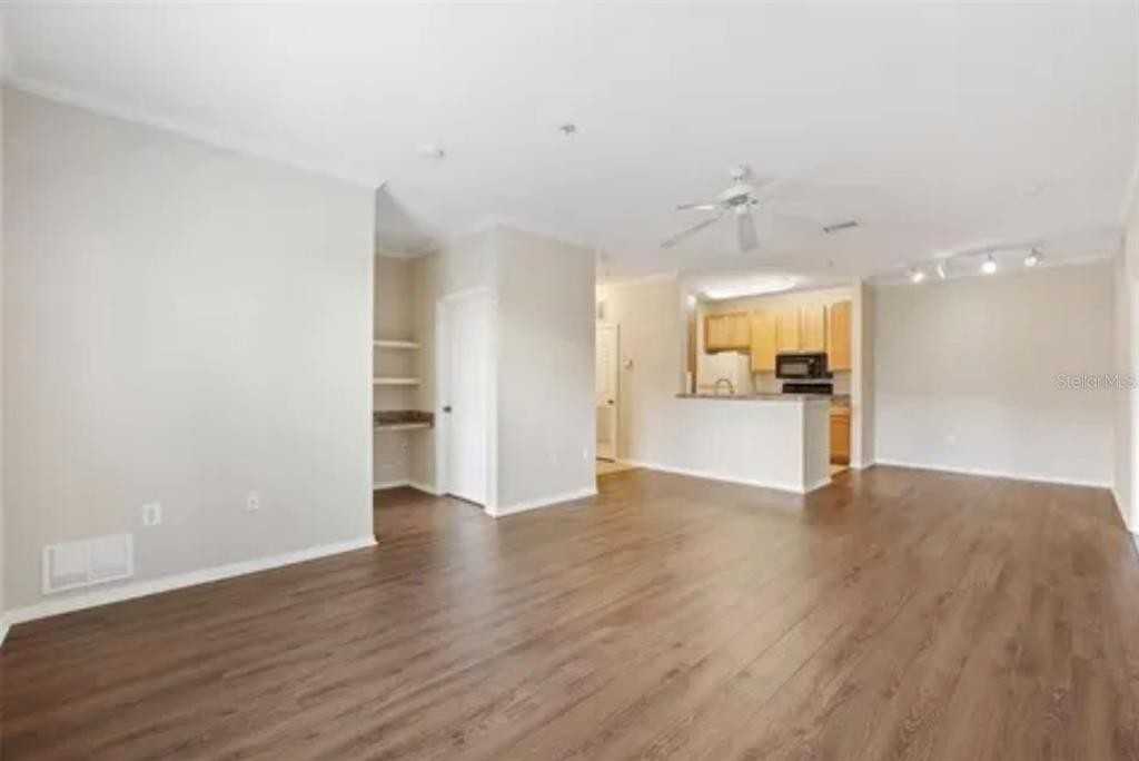 10209 Courtney Palms Blvd #10209-204 - Photo 3 of 23