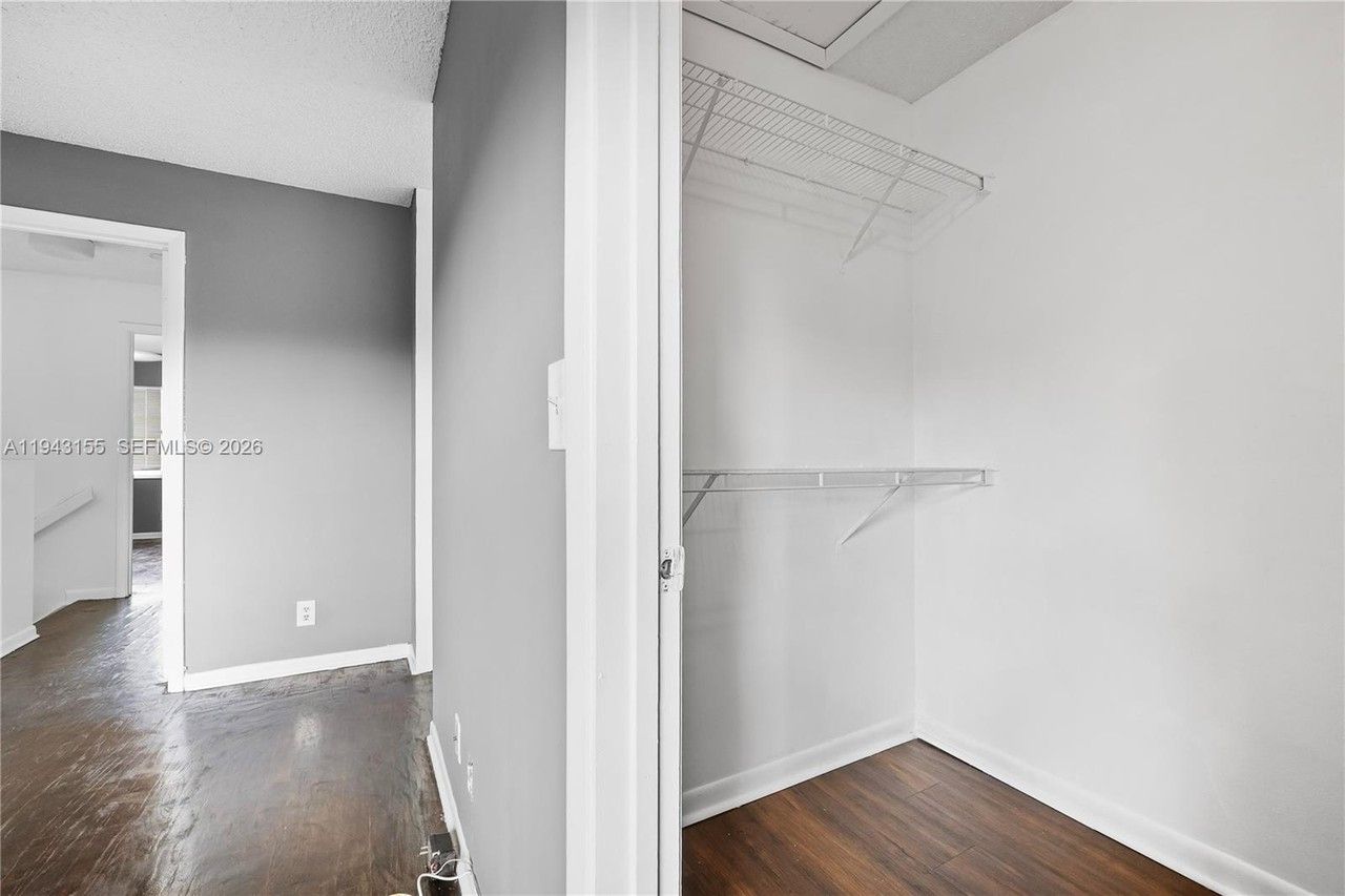 1103 Sussex Dr #1103-1103 - Photo 2 of 22