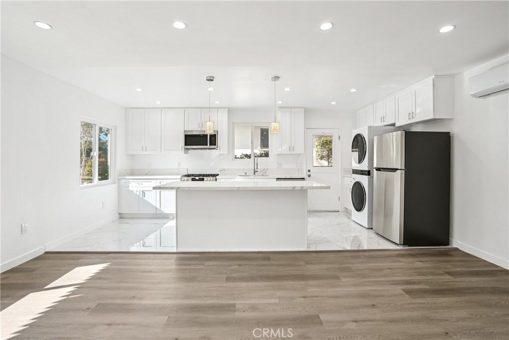 1474 N Allen Ave #1474 - Photo 6 of 16