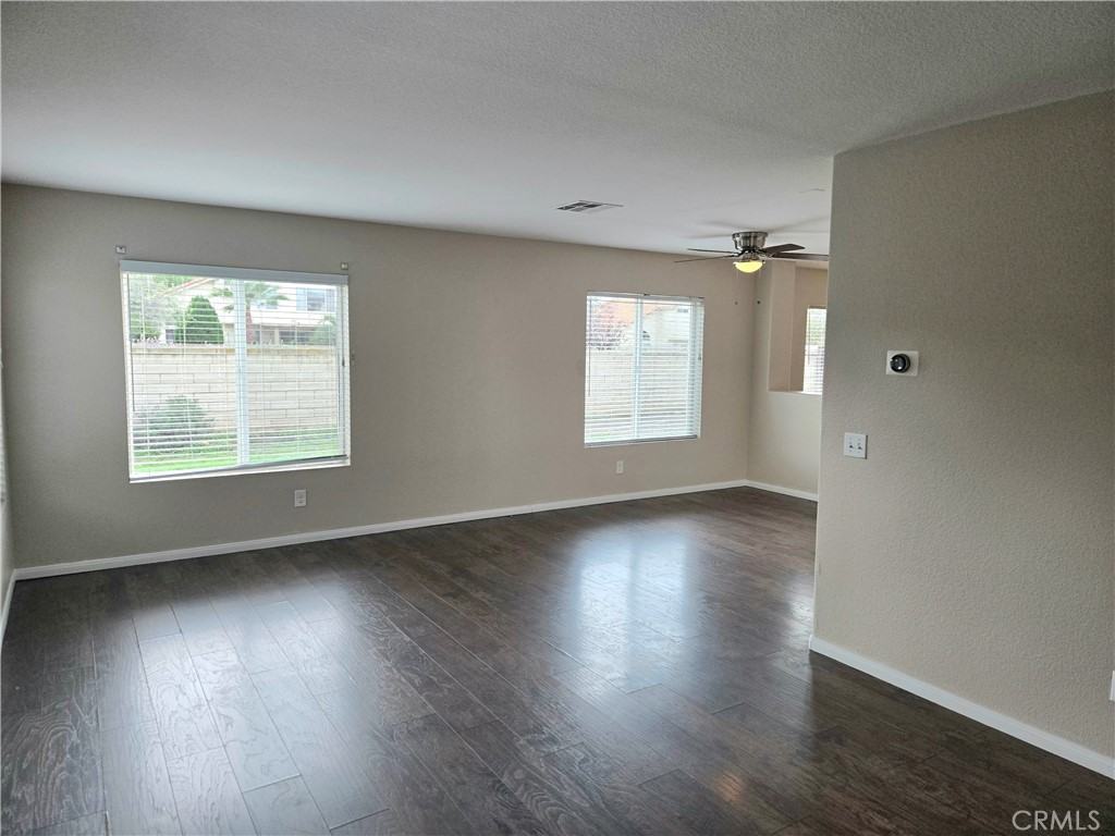 4175 Amber Ridge Ln #4175 - Photo 3 of 28