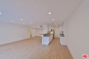 136 S Palm Dr - Photo 1 of 1