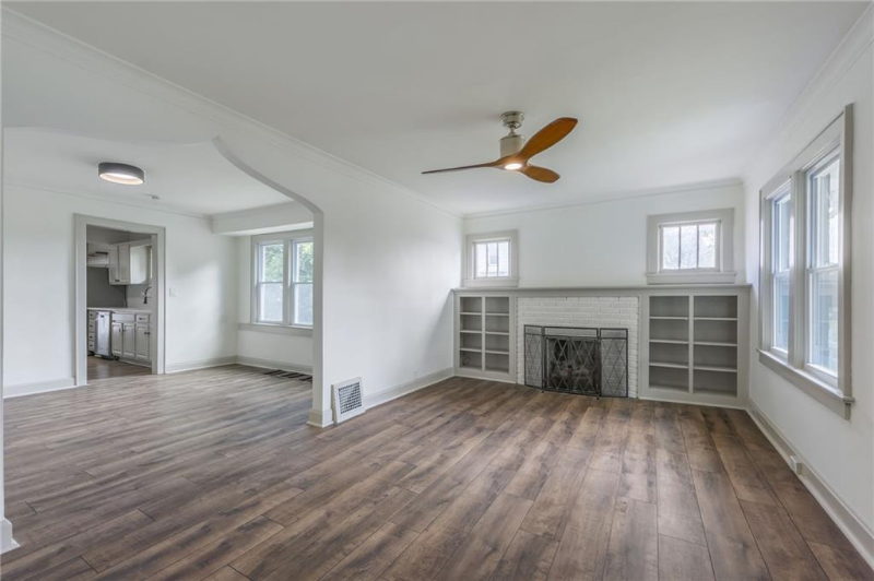 6143 Forest Ave - Photo 6 of 17