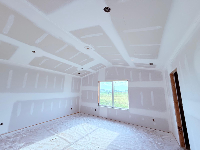 1104 Nw Sproul Dr - Photo 6 of 9