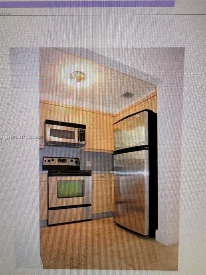 544 Ne 62nd St #544-5442 - Photo 7 of 7