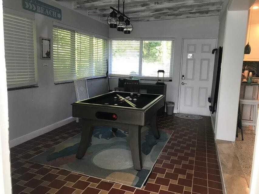 7 Bel Air Dr #7 - Photo 2 of 19