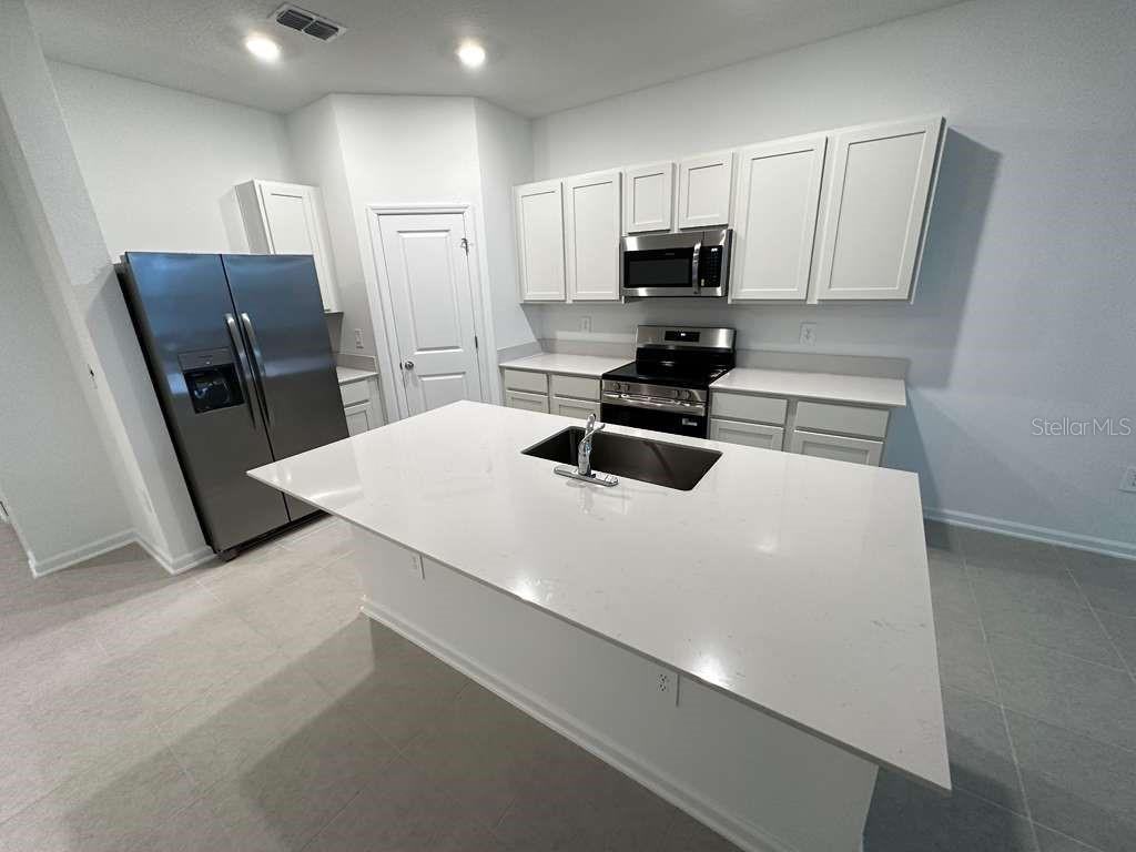 2673 Bevel Ln #2673 - Photo 5 of 14