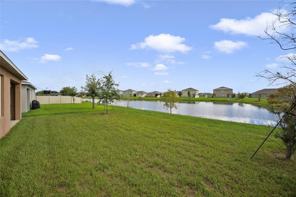 652 Greymount St #652 - Photo 7 of 30