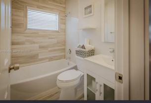 555 Ne 71st St #555-1 - Photo 1 of 1