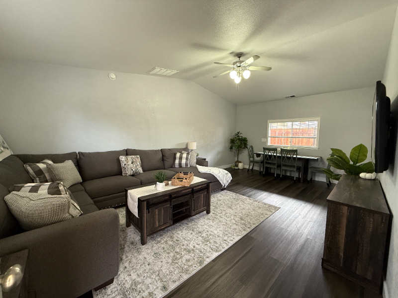 8907 1/2 Amerigo Ave #2