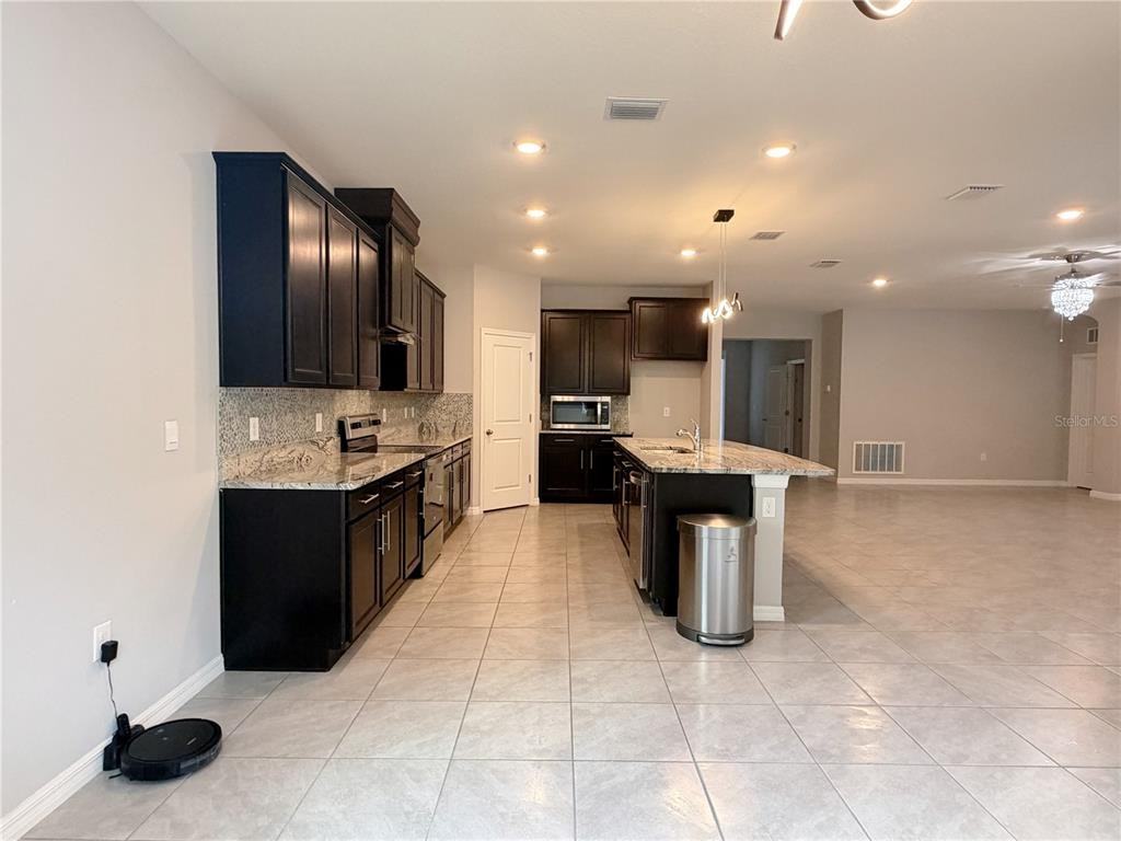 535 Se 66th Ter #535 - Photo 5 of 50