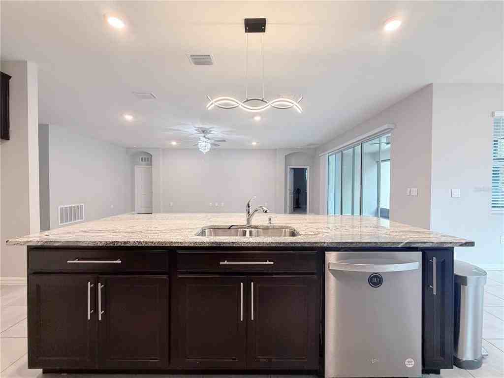 535 Se 66th Ter #535 - Photo 6 of 50