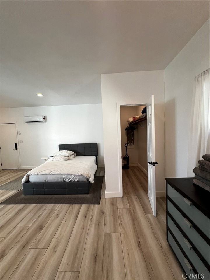 15519 Gramercy Pl #15519 - Photo 3 of 7