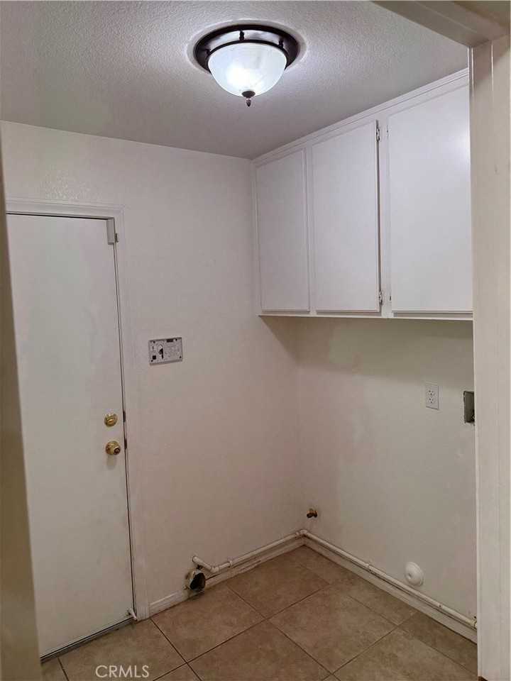 17568 Landis Dr #17568 - Photo 4 of 31