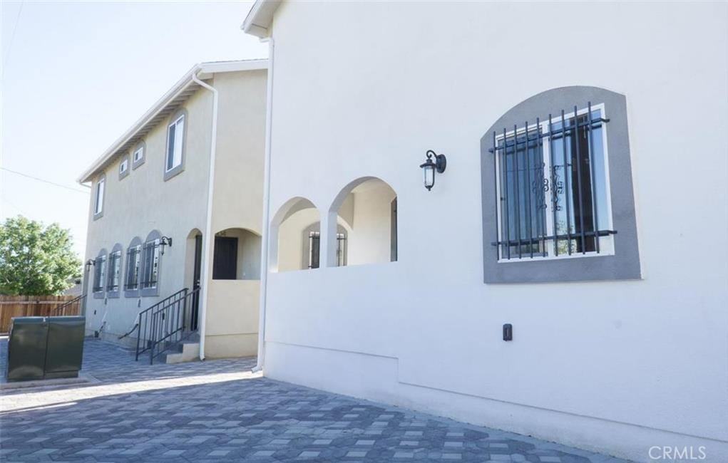 12500 S Wilmington Ave #12500A - Photo 2 of 8