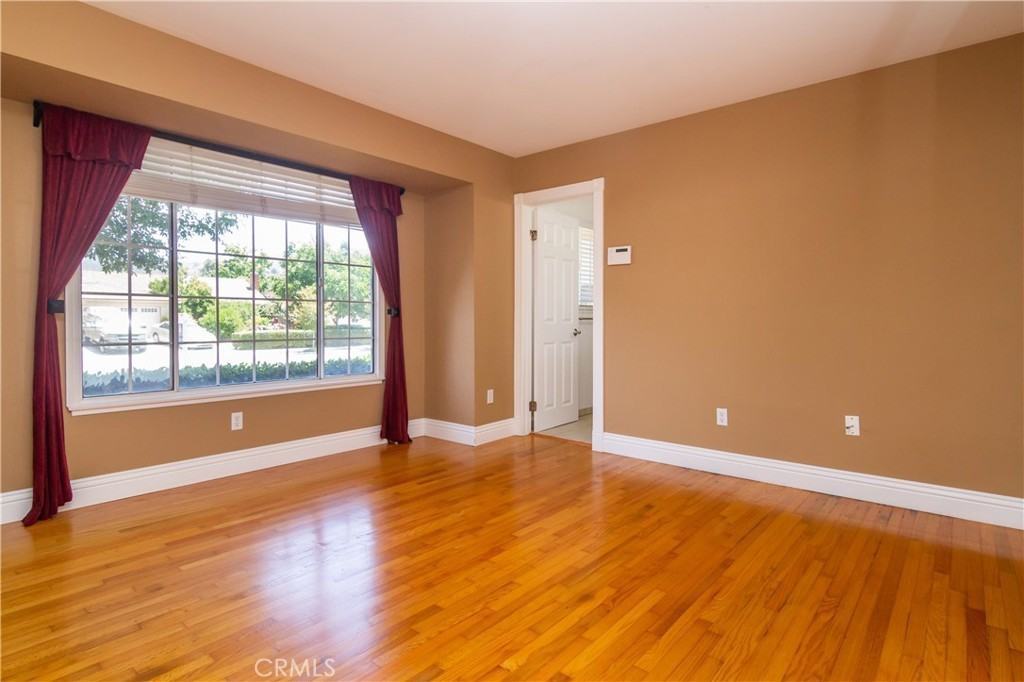 1033 Tapies Ct #1033 - Photo 5 of 18