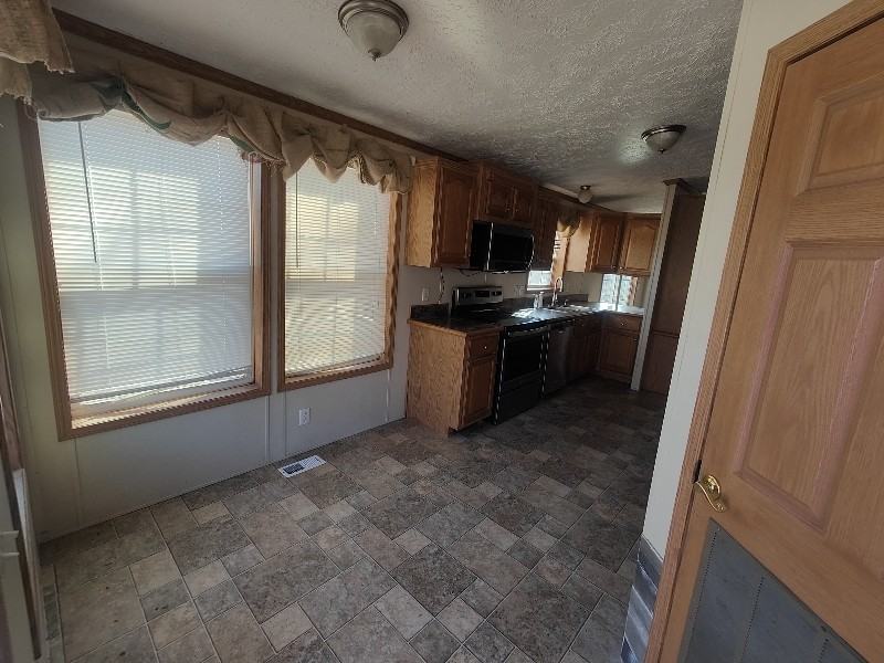 336 S Moore School Rd - Photo 4 of 15