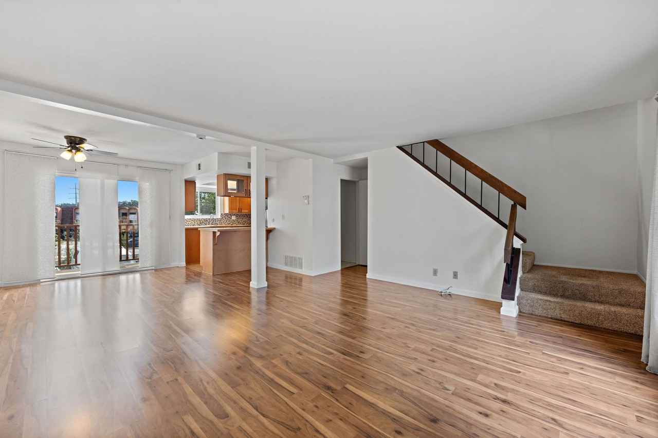 5430 Linda Vista Rd #7 - Photo 5 of 38