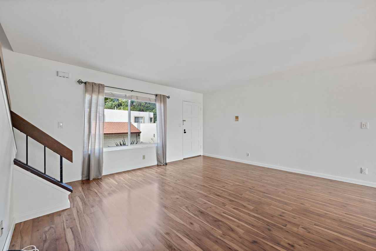 5430 Linda Vista Rd #7 - Photo 7 of 38