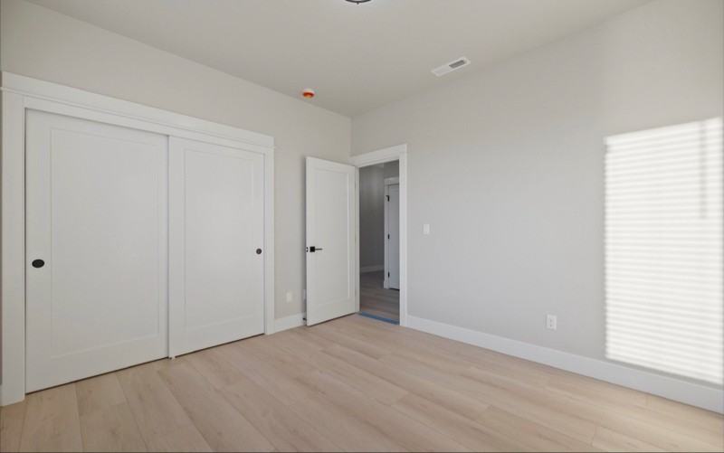 3466 Morningside Pkwy - Photo 3 of 11